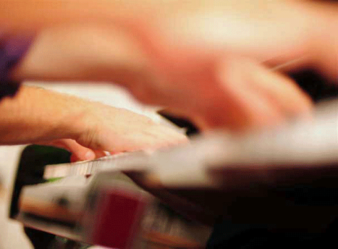 Online Klavier lernen auf klavierspieltrainer.de